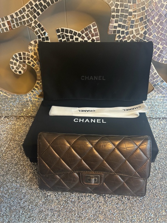 CHANEL Handbags - ⭐️Chanel‎ Quilted Leather Wallet - Metallic Gold